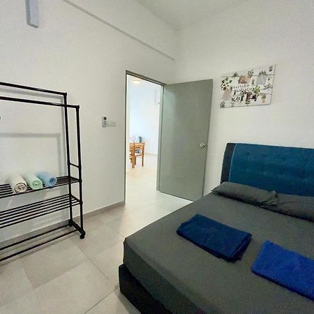 Sandakan Homestay Sea-Forest View Apartment 2R2B 海森雙景公寓 المظهر الخارجي الصورة